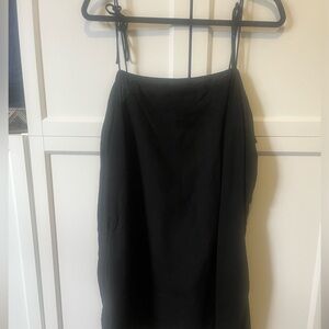 ￼ Old Navy ￼Spaghetti Strap Shift Dress